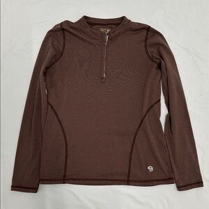 Mountain Hardwear baselayer
